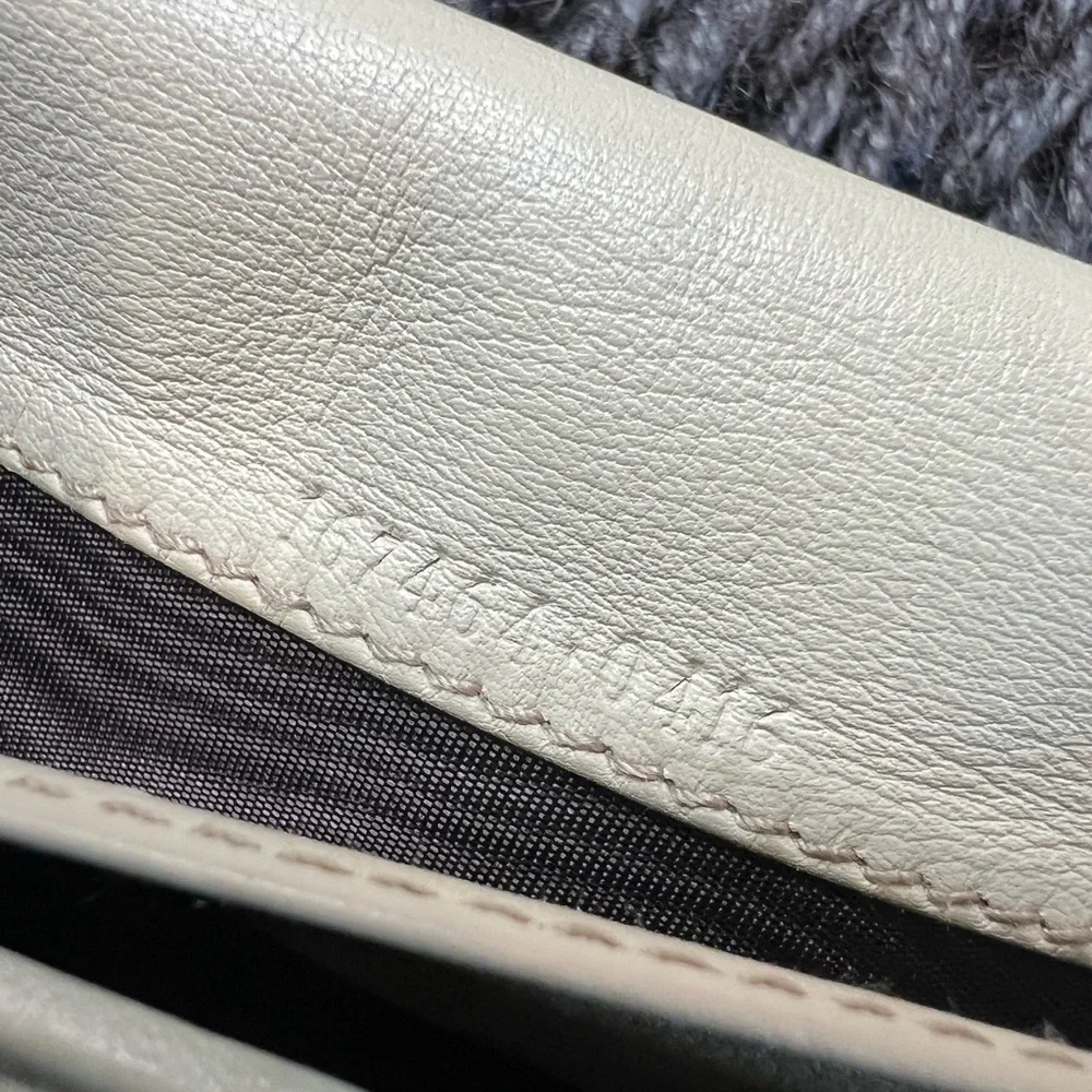 W015. Gucci Princy GG Signature Continental Wallet - Picture 11 of 11